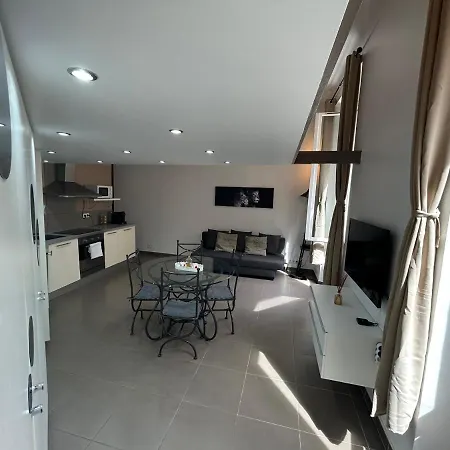 Centre アパート カンヌ